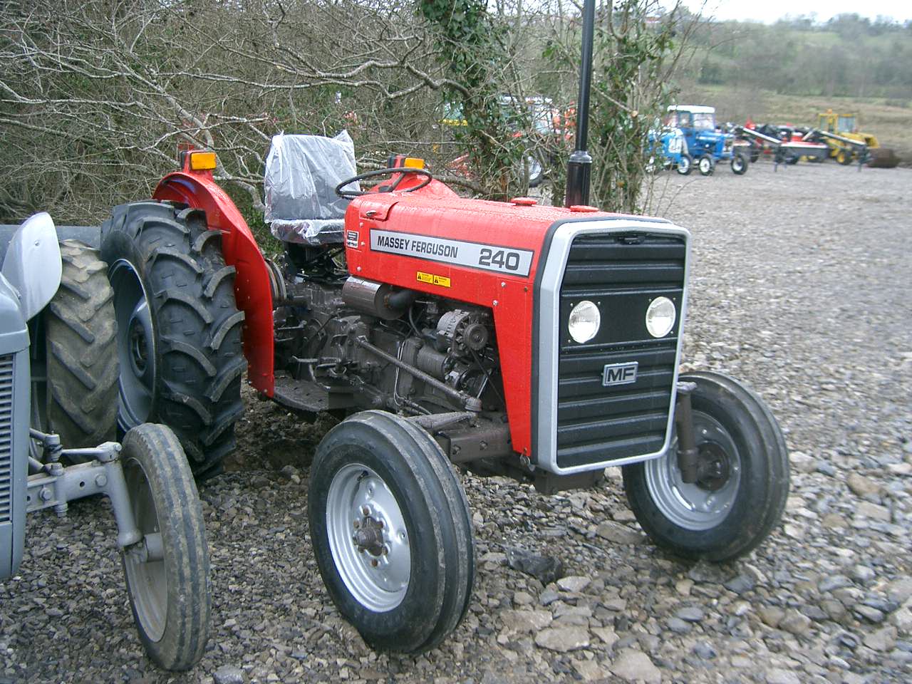 Massey Ferguson 240 S